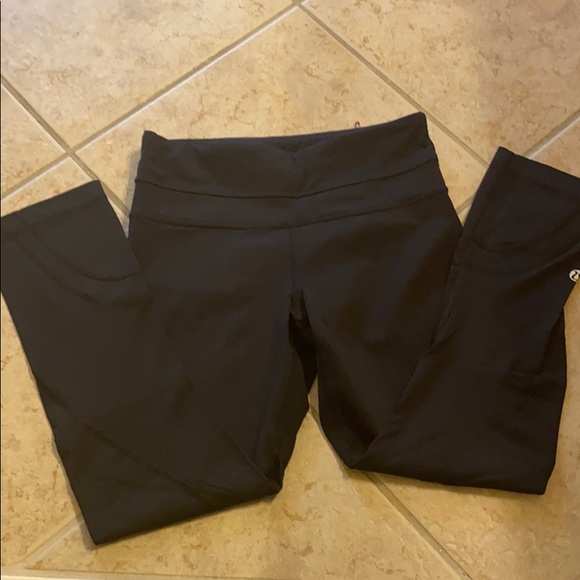 Lululemon Pace Rival Crop *22"
Black - Picture 4 of 7